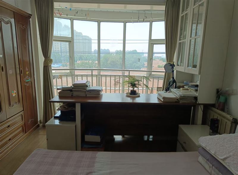 出售学区房文博苑小区4楼